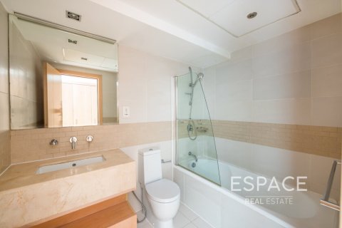 Appartement à Dubai Marina, Dubai, 2 chambres, 121 m², № 62327 - photo 6