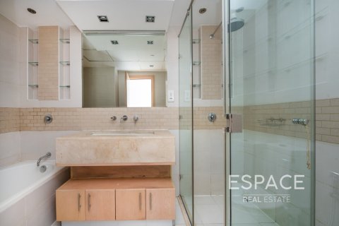 Appartement à Dubai Marina, Dubai, 2 chambres, 121 m², № 62327 - photo 8