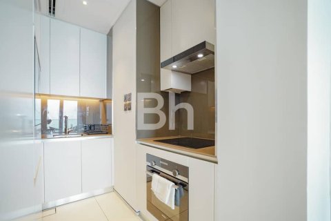 Купить квартиру в Джумейра Бич Резиденс, Дубай: 1 спальня, 65м², № 21727 - фото 5