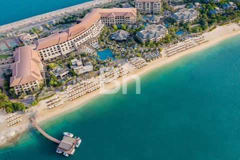 Apartment in Palm Jumeirah, Dubai 2 bedrooms, 135 sq.m. № 21721 - photo 9