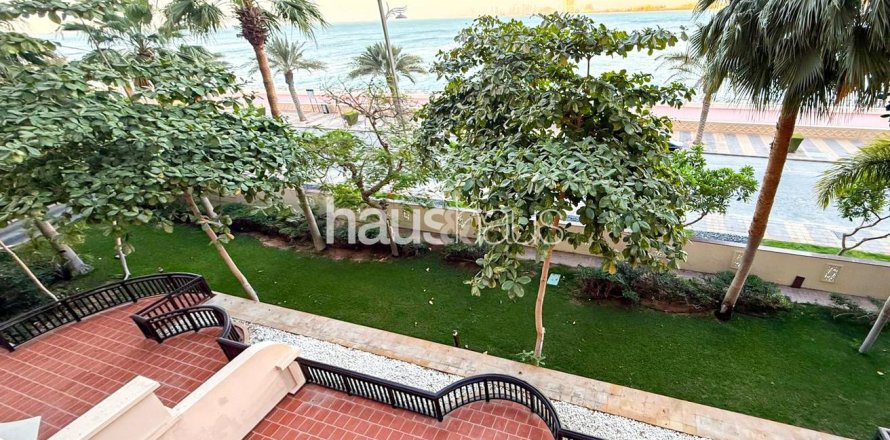 Apartment in Palm Jumeirah, Dubai 1 bedroom, 108 sq.m. № 45117