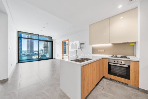 Apartment in Business Bay, Dubai 2 bedrooms, 84 sq.m. № 73760 - photo 1