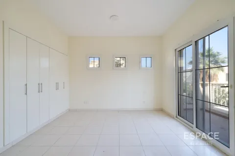 Villa in Springs 8, The Springs, Dubai 3 bedrooms, 209 sq.m. № 71020 - photo 8