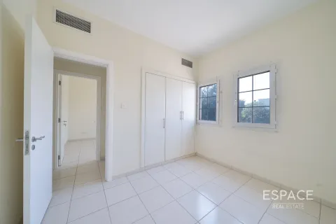 Villa in Springs 8, The Springs, Dubai 3 bedrooms, 209 sq.m. № 71020 - photo 13