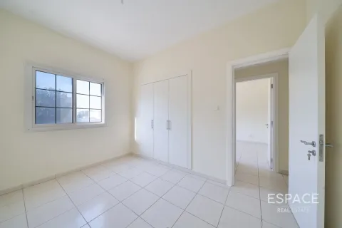 Villa in Springs 8, The Springs, Dubai 3 bedrooms, 209 sq.m. № 71020 - photo 16