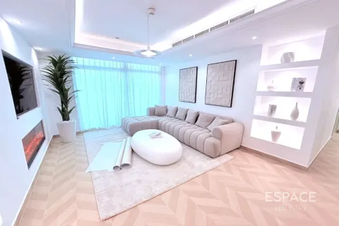 Apartment in Dubai Marina, Dubai 2 bedrooms, 122 sq.m. № 71025 - photo 3