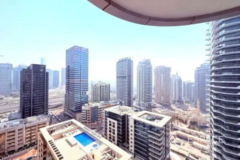 Apartment in Dubai Marina, Dubai 2 bedrooms, 122 sq.m. № 71025 - photo 8