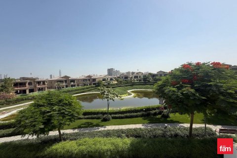 Villa à Dubai, 7 chambres, 938.3 m², № 58124 - photo 4