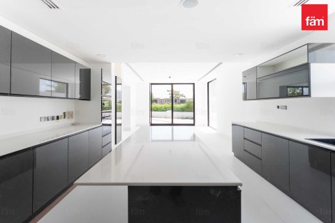 Villa à Dubai, 7 chambres, 938.3 m², № 58124 - photo 14