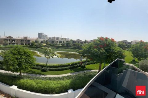 Villa à Dubai, 7 chambres, 938.3 m², № 58124 - photo 2