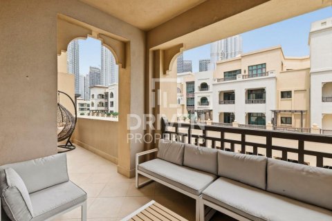 Apartamento en Downtown Dubai (Downtown Burj Dubai), Dubai, 1 dormitorio, 107.86 m², № 129817 - foto 6
