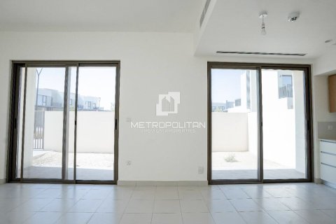 Adosado en EMAAR South, Dubai South (Dubai World Central), Dubai, 3 dormitorios, 172 m², № 74128 - foto 5