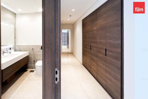 Apartment in Dubai 1 bedroom, 93.2 sq.m. № 71642 - photo 12