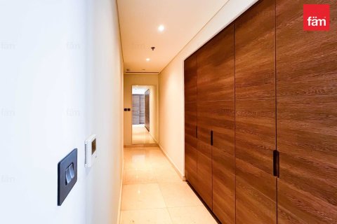 Apartment in Dubai 1 bedroom, 93.2 sq.m. № 71642 - photo 7