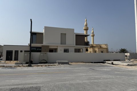 Купить таунхаус в Дубае: 3 спальни, 244м², № 96901 - фото 19