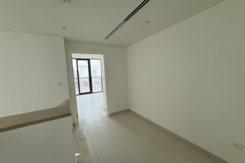 Купить таунхаус в Дубае: 3 спальни, 244м², № 96901 - фото 13