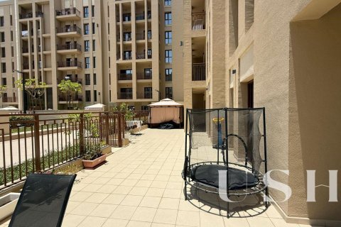 Appartement à Zahra Breeze Apartments, Town Square, Dubai, 3 chambres, 223 m², № 39127 - photo 3