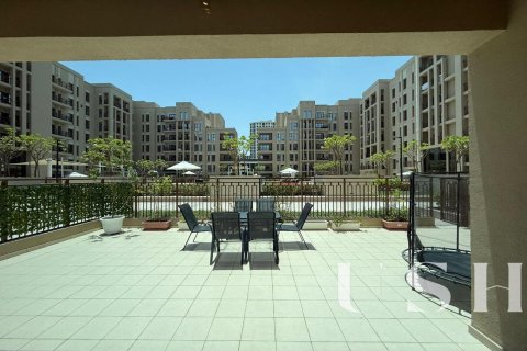 Appartement à Zahra Breeze Apartments, Town Square, Dubai, 3 chambres, 223 m², № 39127 - photo 4