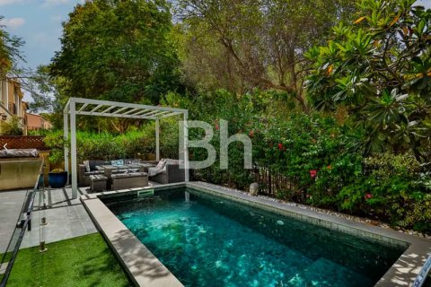 Adosado en Green Community, Dubai, 4 dormitorios, 372 m², № 24907 - foto 1