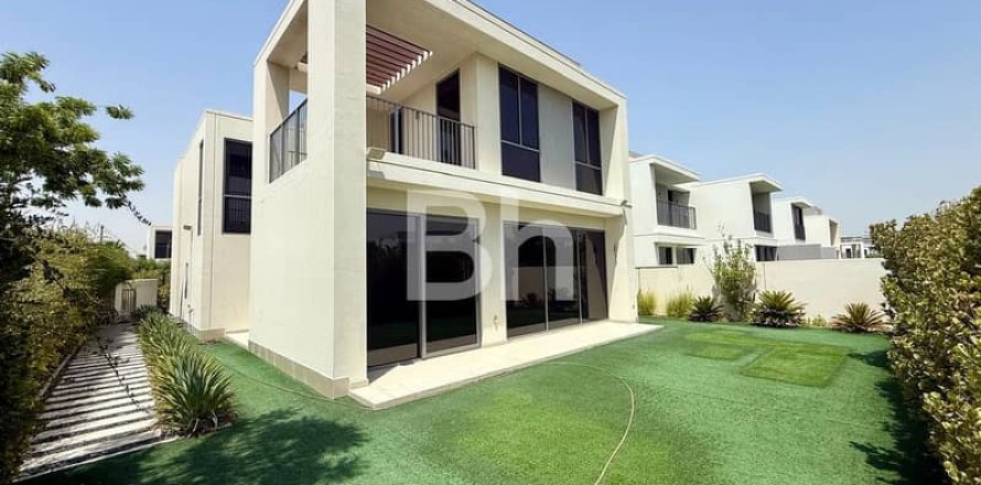 Вилла в Дубай Хилс Эстейт, Дубай, 4 спальни, 397м², № 24903