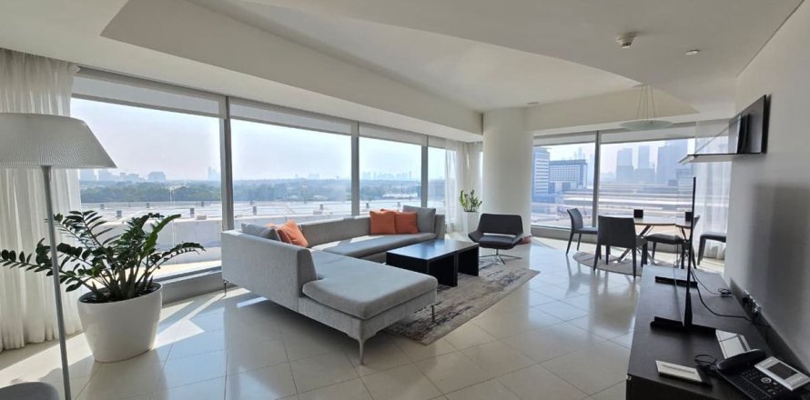 Apartment in Dubai 2 bedrooms, 162 sq.m. № 84797