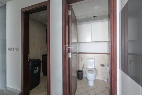 Office in Jumeirah Lake Towers, Dubai 88.7 sq.m. № 51023 - photo 4