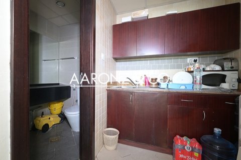 Bureau à Jumeirah Lake Towers, Dubai, 74 m², № 94469 - photo 9