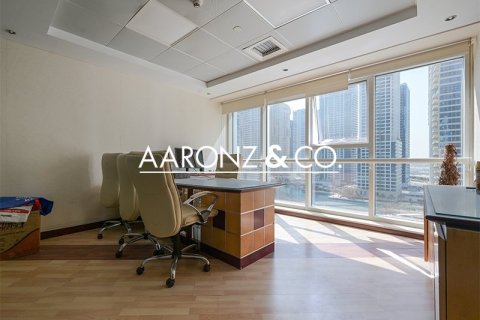 Office in Jumeirah Lake Towers, Dubai 74 sq.m. № 94469