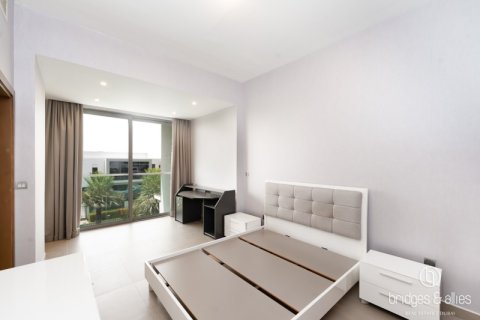 Villa in Dubai Hills Estate, Dubai 5 bedrooms, 573.8 sq.m. № 47256 - photo 20