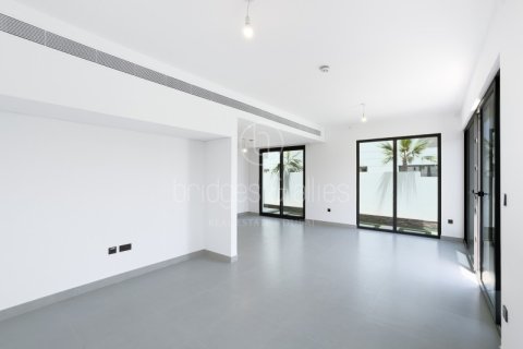 Villa en Dubai, 4 dormitorios, 316.9 m², № 47272 - foto 2