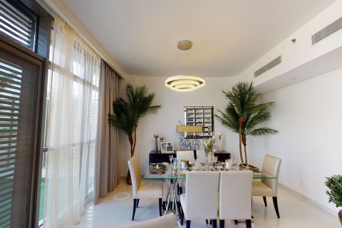 Купить квартиру в Дубае: 2 комнаты, 173м², № 30003 - фото 3