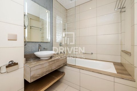 Apartment in DAMAC Towers by Paramount, Business Bay, Dubai 3 bedrooms, 162 sq.m. № 19027 - photo 9