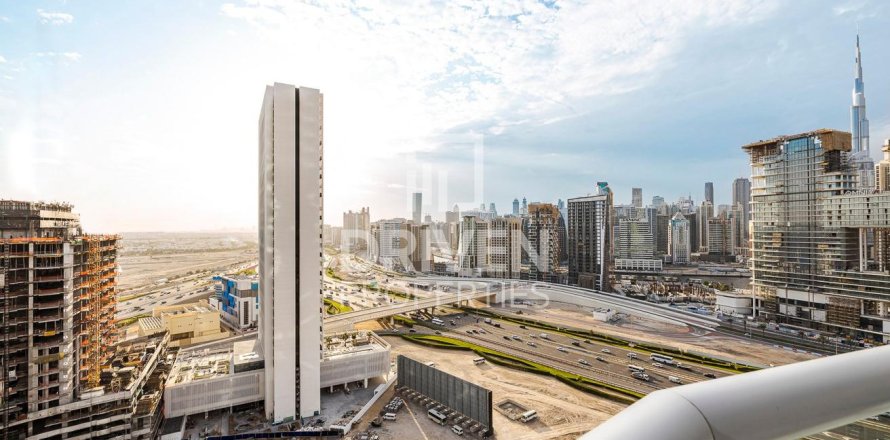 Apartment in DAMAC Towers by Paramount, Business Bay, Dubai 3 bedrooms, 162 sq.m. № 19027