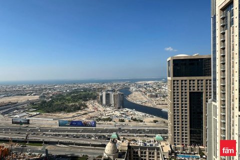 Apartment in Business Bay, Dubai 2 bedrooms, 140.4 sq.m. № 47710 - photo 1