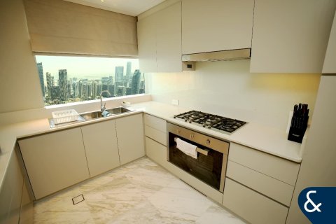 Apartment in Downtown Dubai (Downtown Burj Dubai), Dubai 4 bedrooms, 261 sq.m. № 76533 - photo 6
