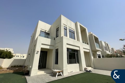 Villa in Mira Oasis, Reem, Dubai 3 bedrooms, 327 sq.m. № 76529 - photo 1