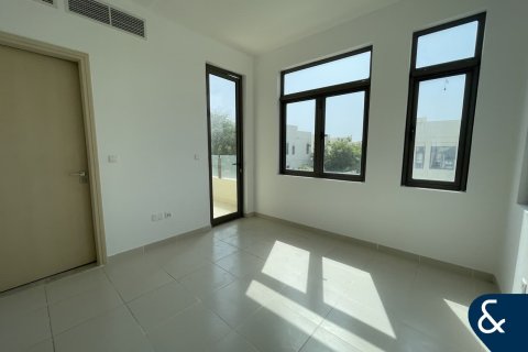 Villa in Mira Oasis, Reem, Dubai 3 bedrooms, 327 sq.m. № 76529 - photo 10