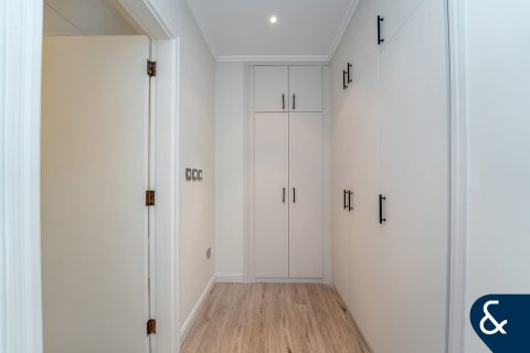 Villa in Fire, Jumeirah Golf Estates, Dubai 5 bedrooms, 557 sq.m. № 76534 - photo 21