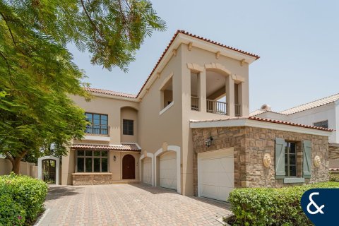 Villa in Fire, Jumeirah Golf Estates, Dubai 5 bedrooms, 557 sq.m. № 76534 - photo 29