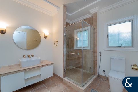 Villa in Fire, Jumeirah Golf Estates, Dubai 5 bedrooms, 557 sq.m. № 76534 - photo 20