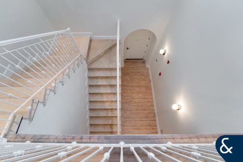 Villa in Fire, Jumeirah Golf Estates, Dubai 5 bedrooms, 557 sq.m. № 76534 - photo 13