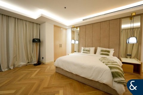 Apartment in Jumeirah Lake Towers, Dubai 4 bedrooms, 573 sq.m. № 76515 - photo 30