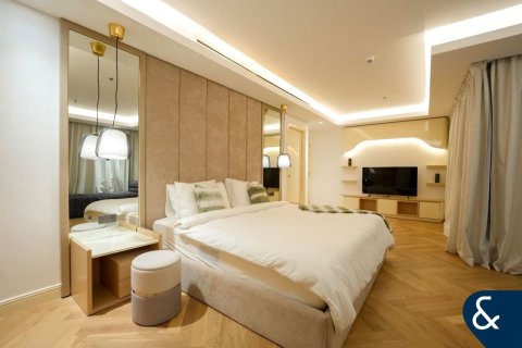 Apartment in Jumeirah Lake Towers, Dubai 4 bedrooms, 573 sq.m. № 76515 - photo 27