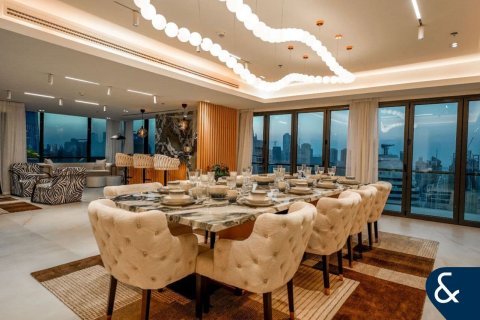 Apartment in Jumeirah Lake Towers, Dubai 4 bedrooms, 573 sq.m. № 76515 - photo 2