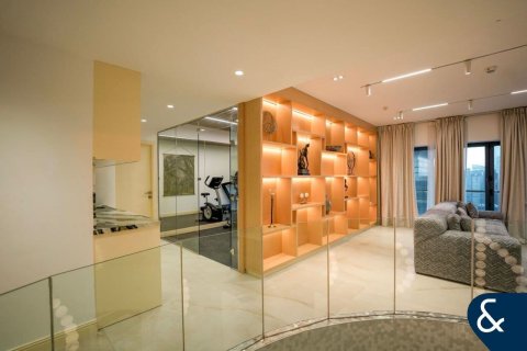 Apartment in Jumeirah Lake Towers, Dubai 4 bedrooms, 573 sq.m. № 76515 - photo 4