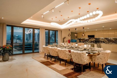 Apartment in Jumeirah Lake Towers, Dubai 4 bedrooms, 573 sq.m. № 76515 - photo 11