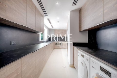Apartment in Palm Jumeirah, Dubai 4 bedrooms, 633 sq.m. № 56782 - photo 6