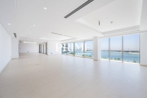 Apartment in Palm Jumeirah, Dubai 4 bedrooms, 633 sq.m. № 56782 - photo 1