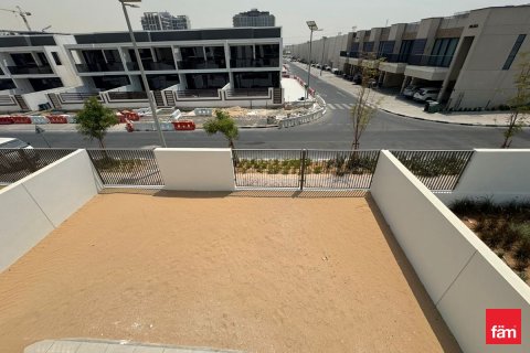 Villa in Al Furjan, Dubai 4 bedrooms, 358.9 sq.m. № 50530 - photo 5
