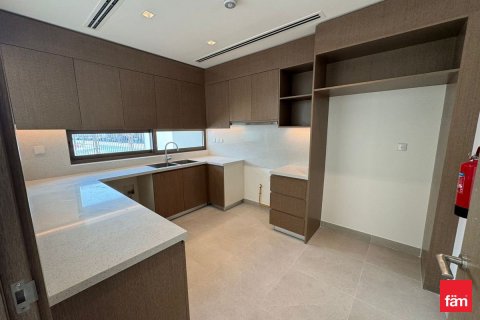 Villa in Al Furjan, Dubai 4 bedrooms, 358.9 sq.m. № 50530 - photo 9
